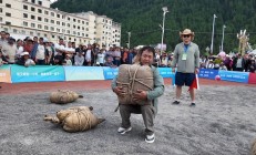 乐鱼APP下载:记者手记：高原力士的较量